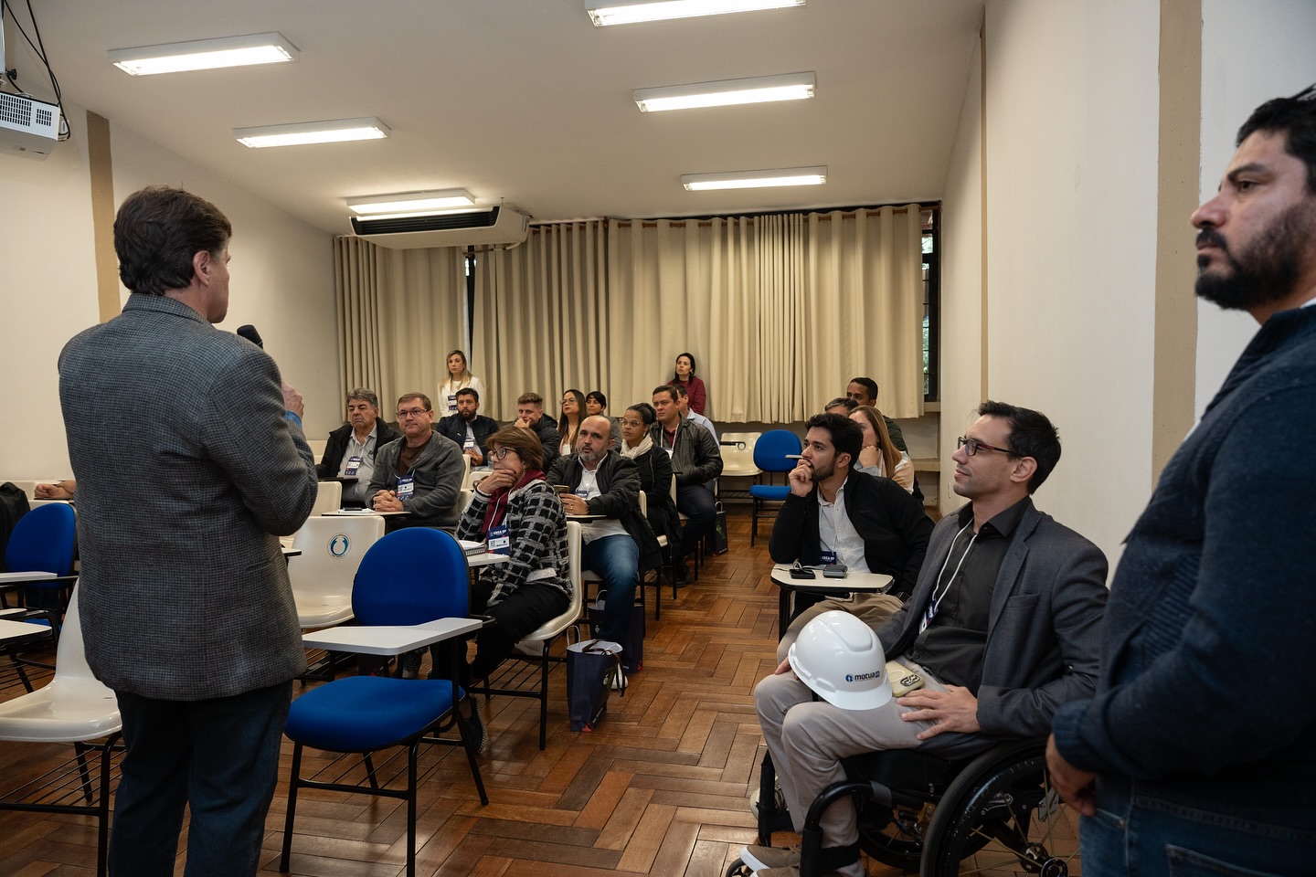 12-repost-crea-sp-94538354858348435545453