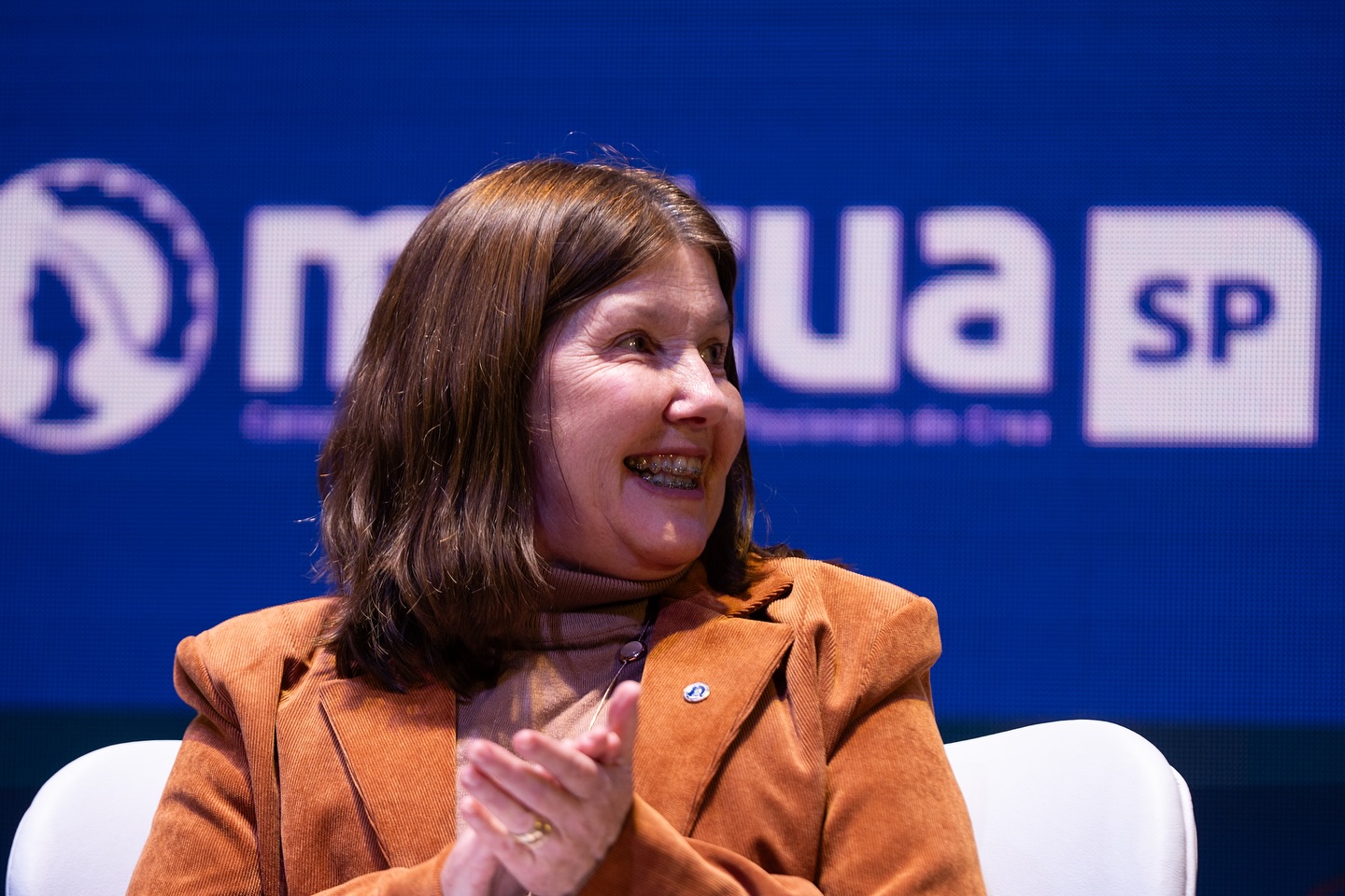 16-repost-crea-sp-942384732747432743242234